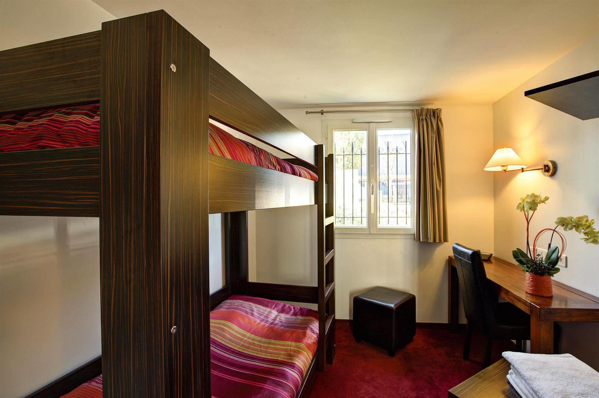 Hotel Sénia Orly Kültér fotó