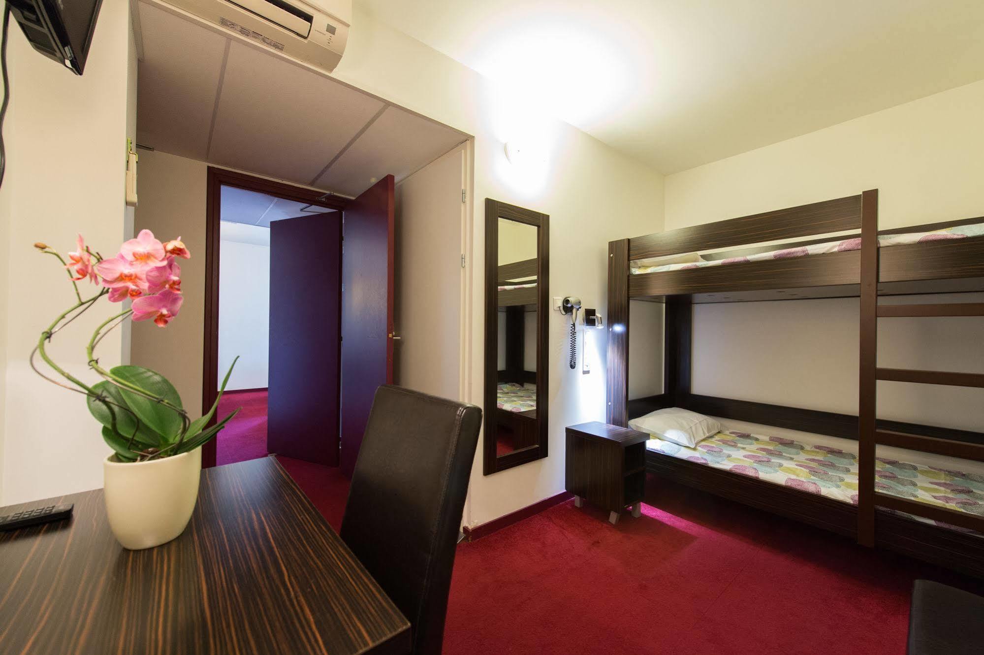 Hotel Sénia Orly Kültér fotó